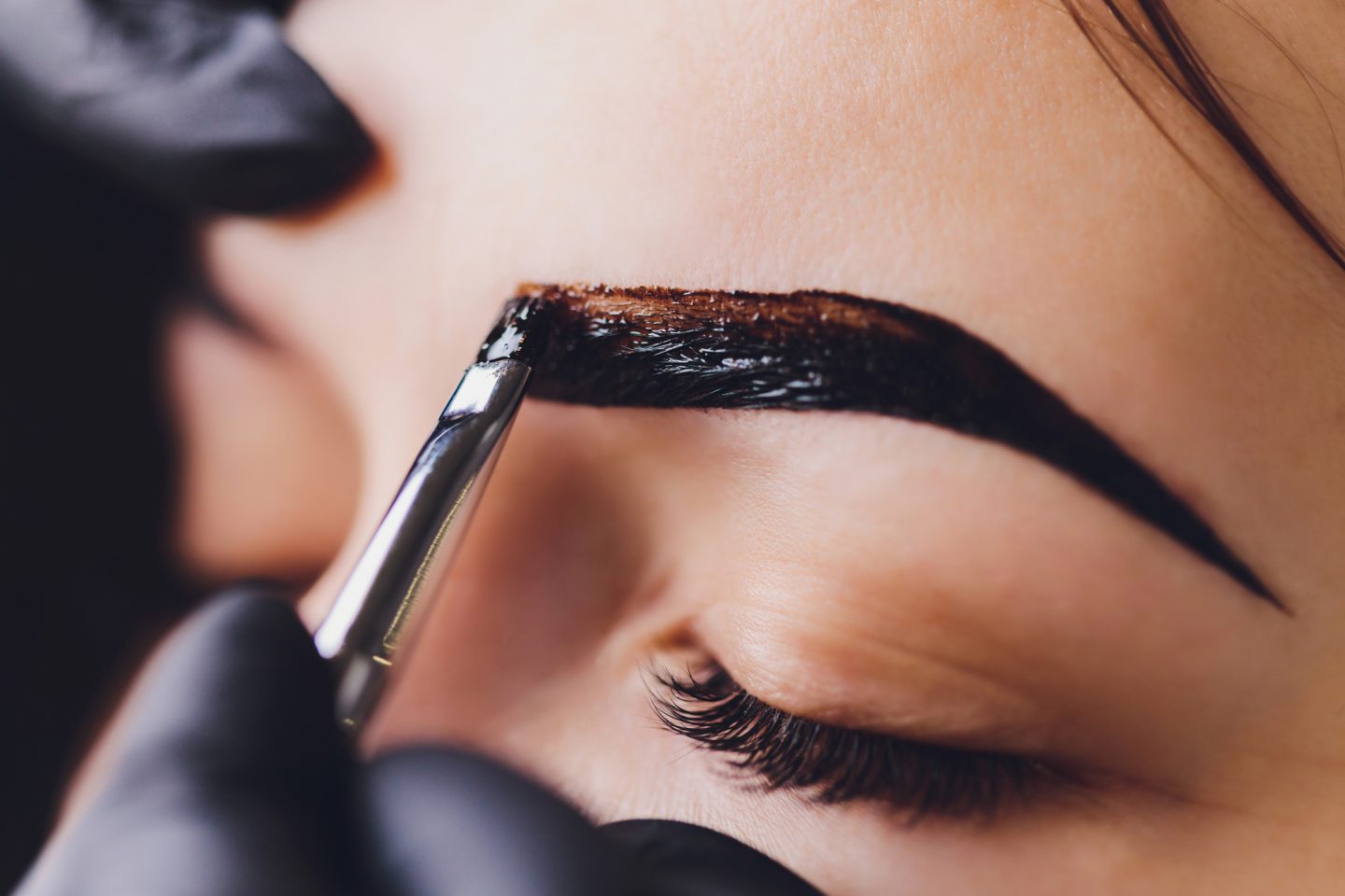 Henna Brows Vs Microblading - Which Is Best